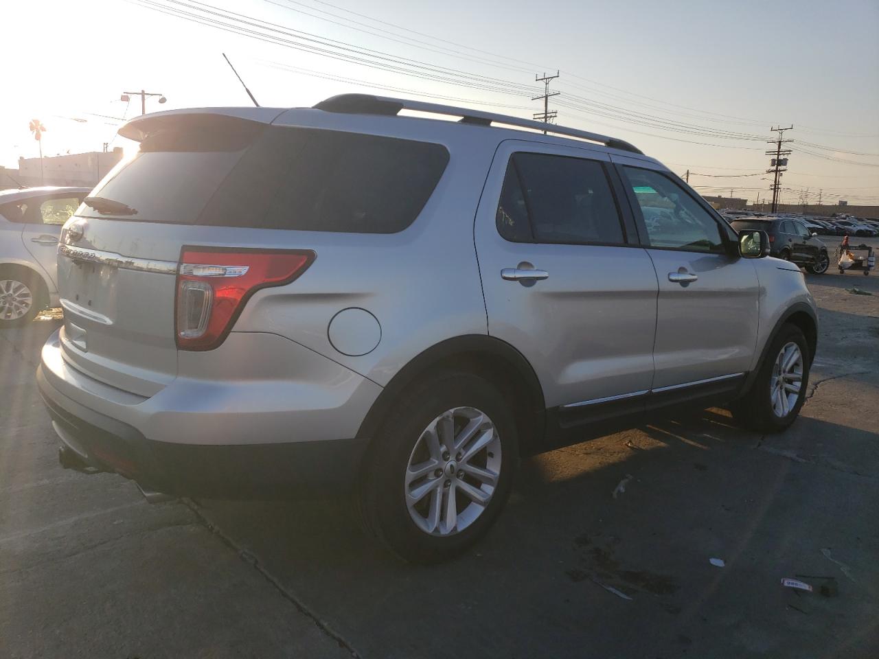 VIN 1FM5K7D82FGB59719 2015 FORD EXPLORER no.3