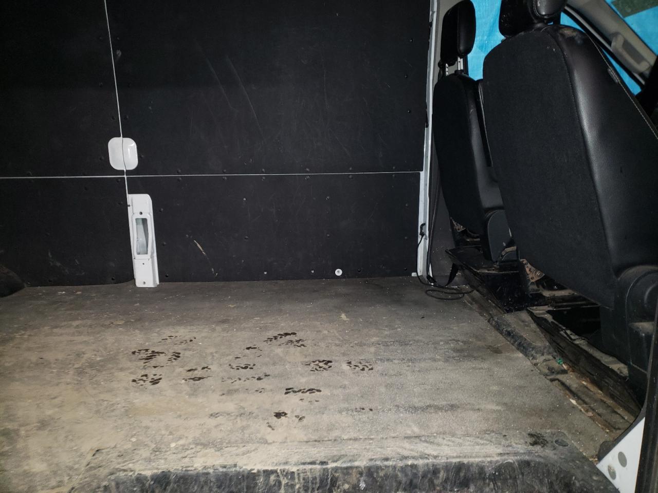 2023 Ford Transit - Image 11