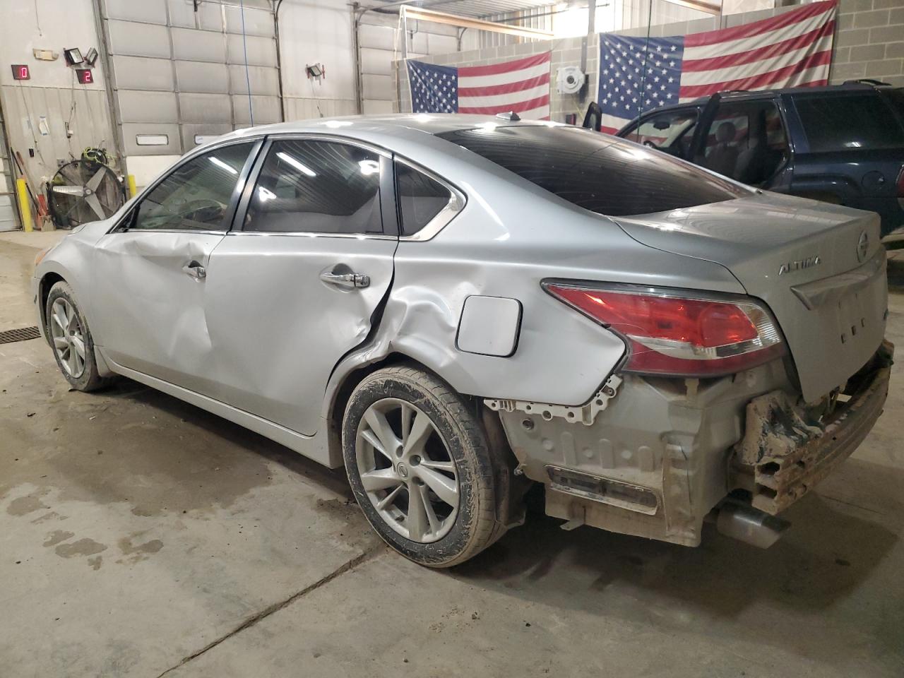 2014 Nissan Altima - Image 2