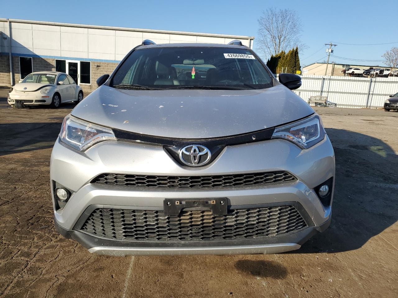 2016 Toyota RAV 4 - Image 5