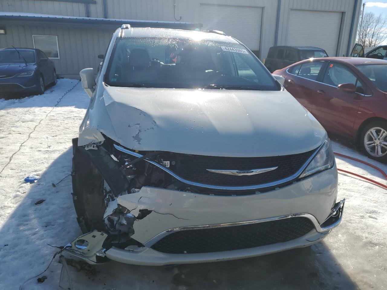 2020 Chrysler Pacifica - Image 5