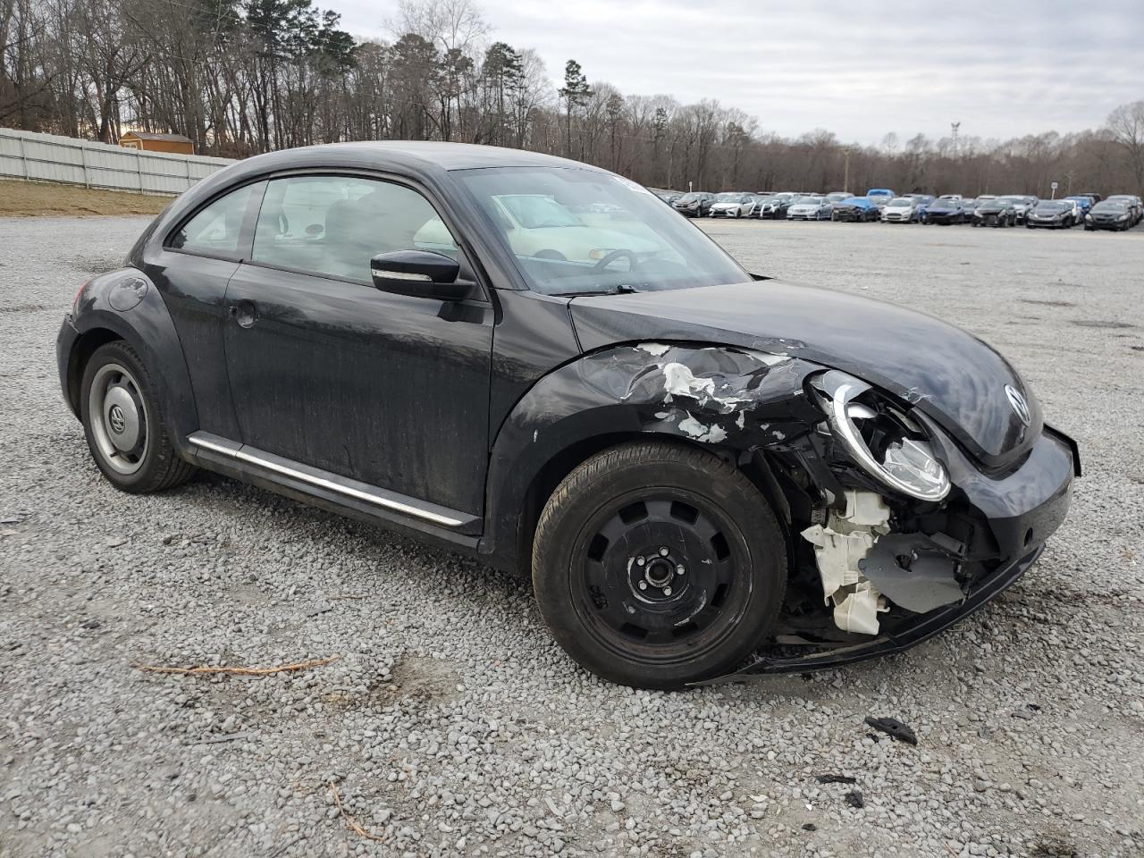2012 Volkswagen Beetle - Image 4