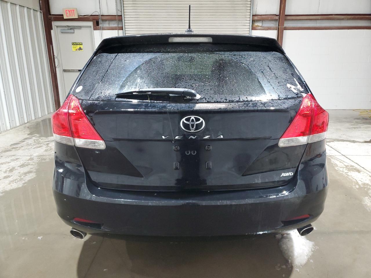 2011 Toyota Venza - Image 6