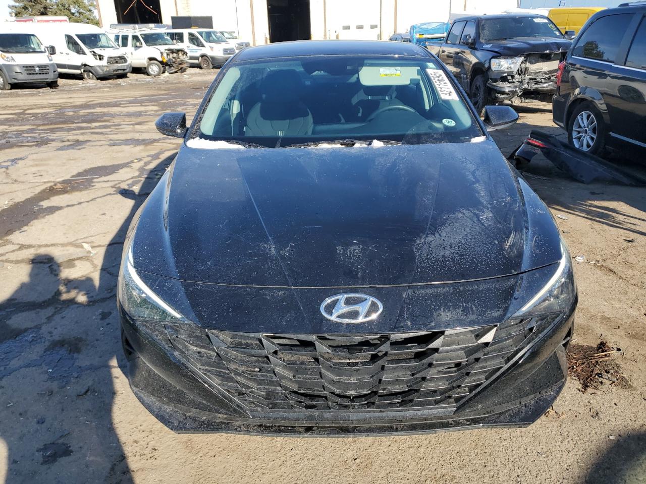 2023 Hyundai Elantra - Image 5