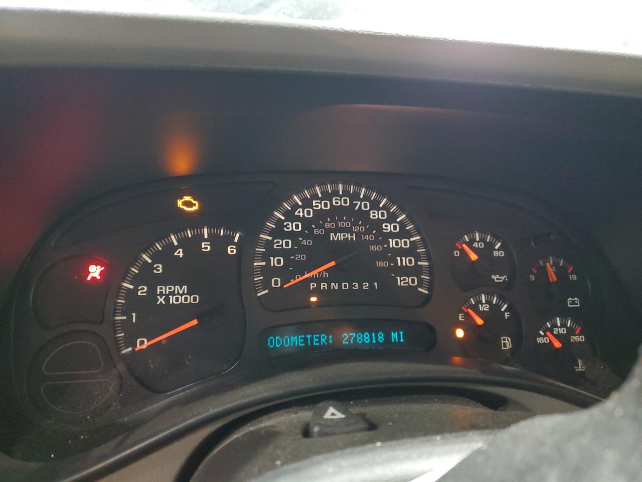 2006 Chevrolet Silverado - Image 9
