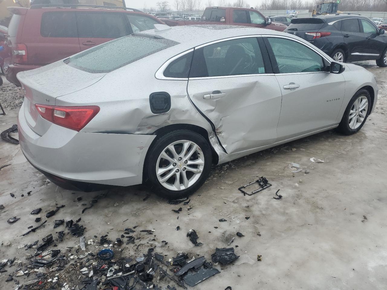2017 Chevrolet Malibu - Image 3