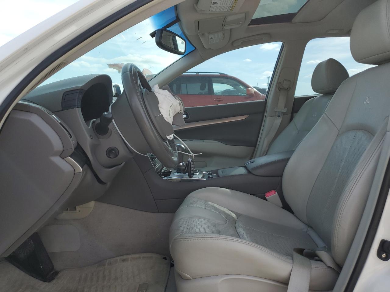 2013 Infiniti G - Image 7