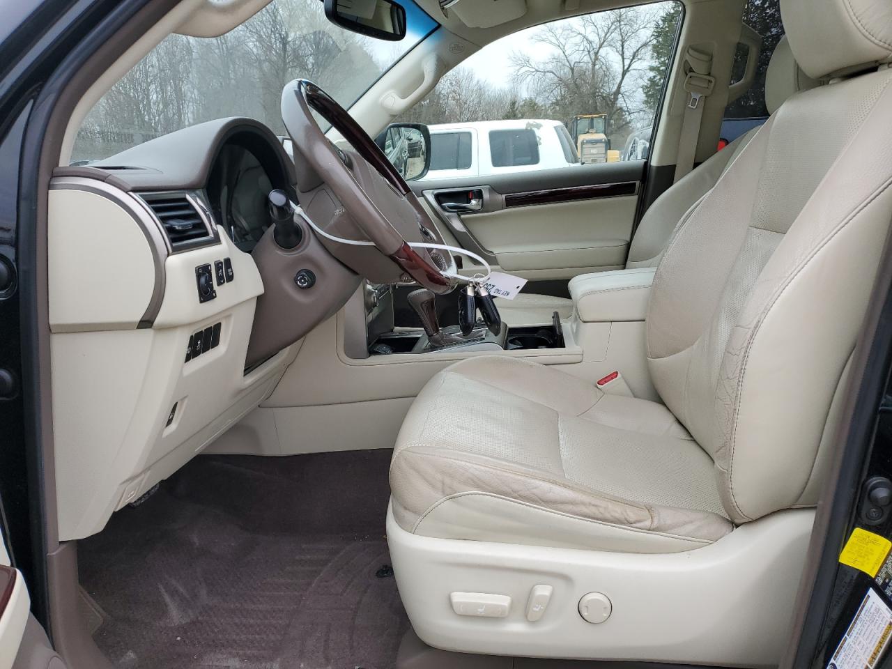 2016 Lexus GX - Image 7