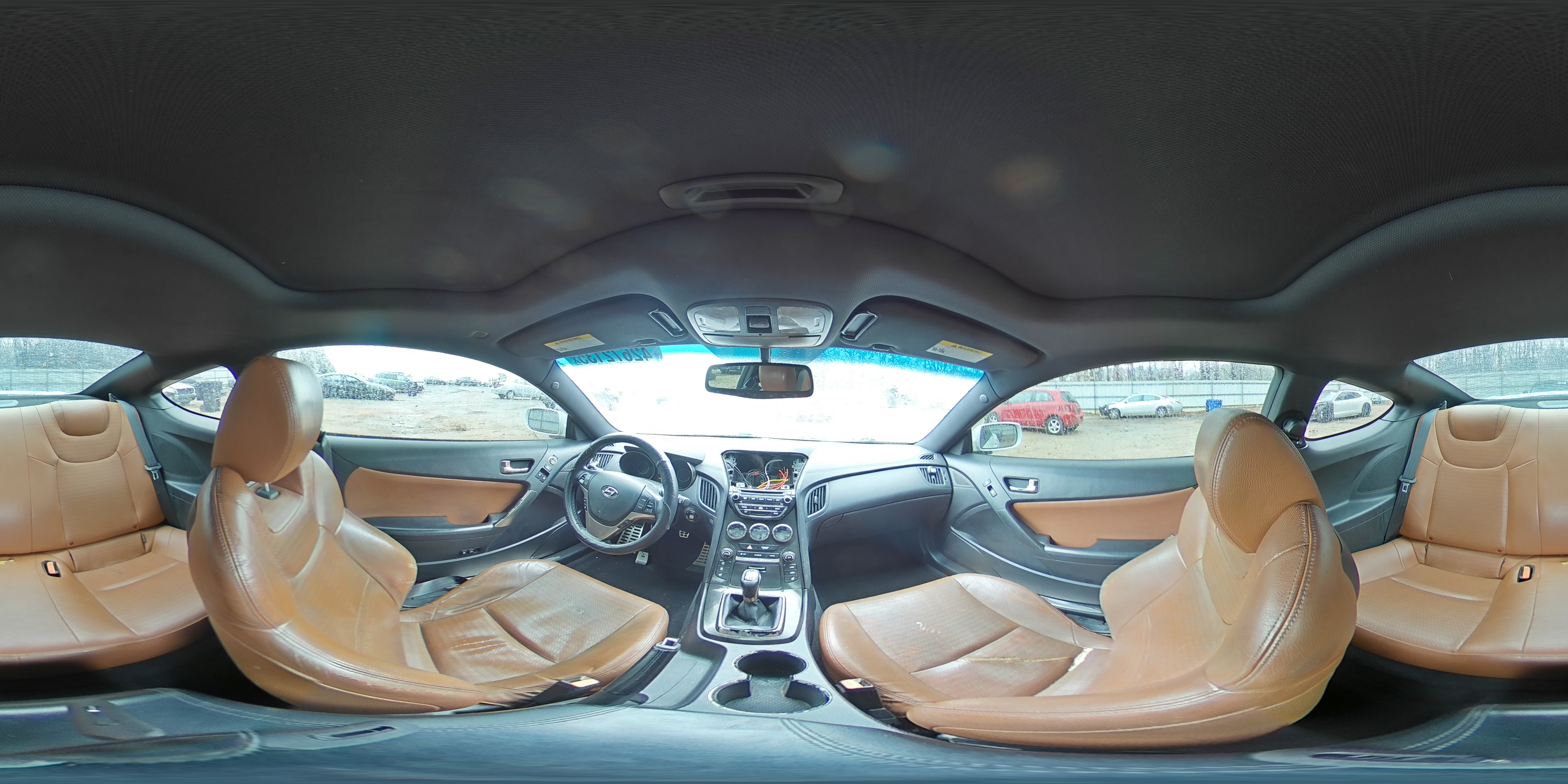 2016 Hyundai Genesis - Image 13