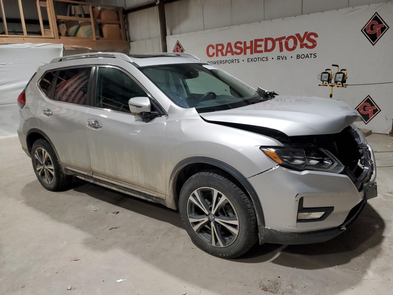 2017 Nissan Rogue - Image 4