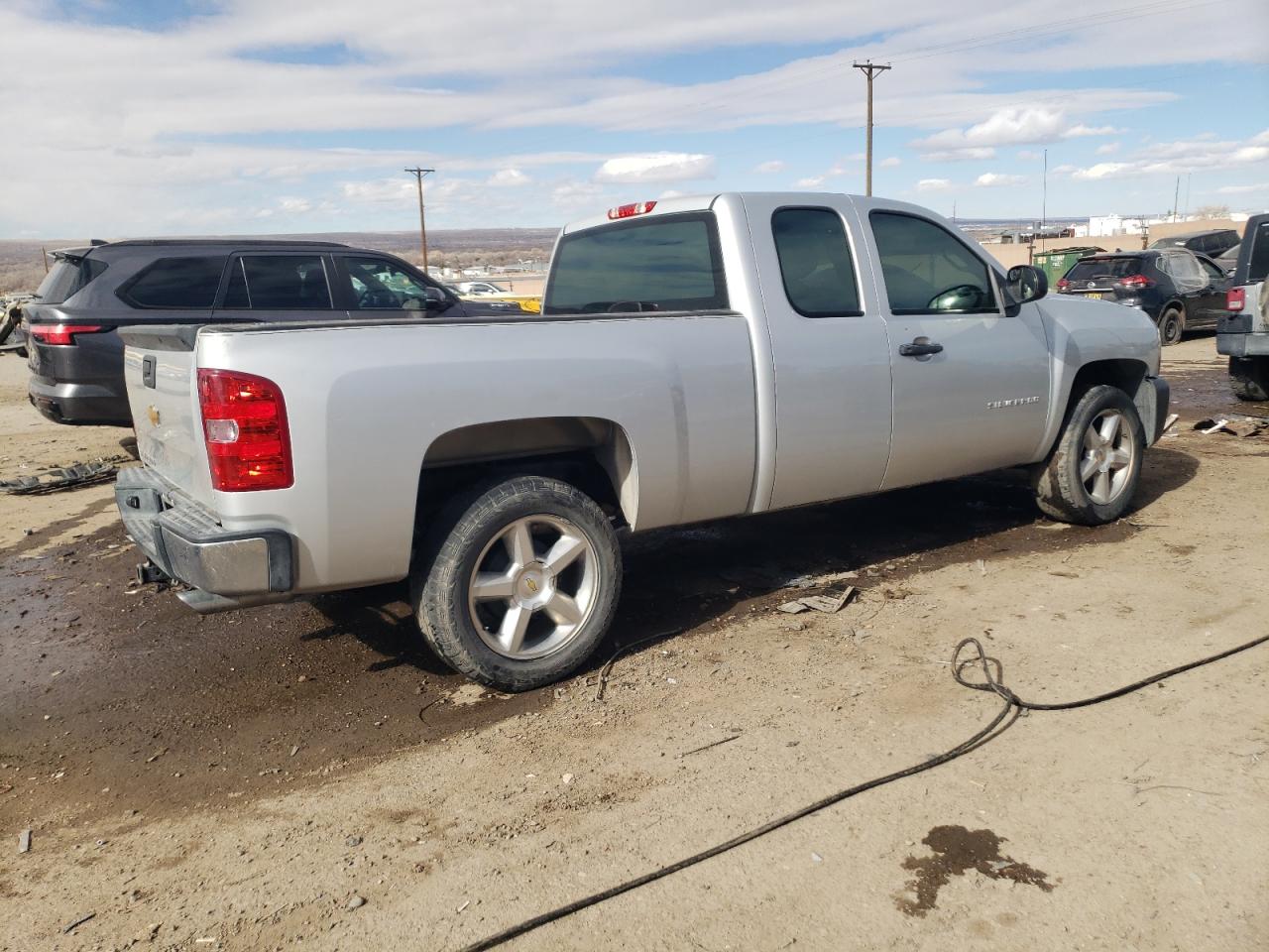 2013 Chevrolet Silverado - Image 3
