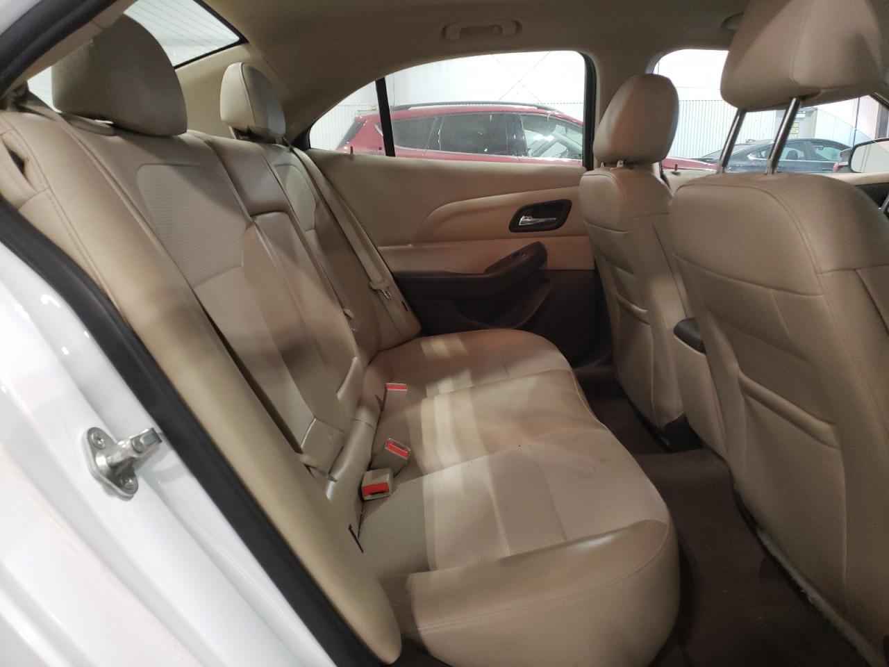 2014 Chevrolet Malibu - Image 10