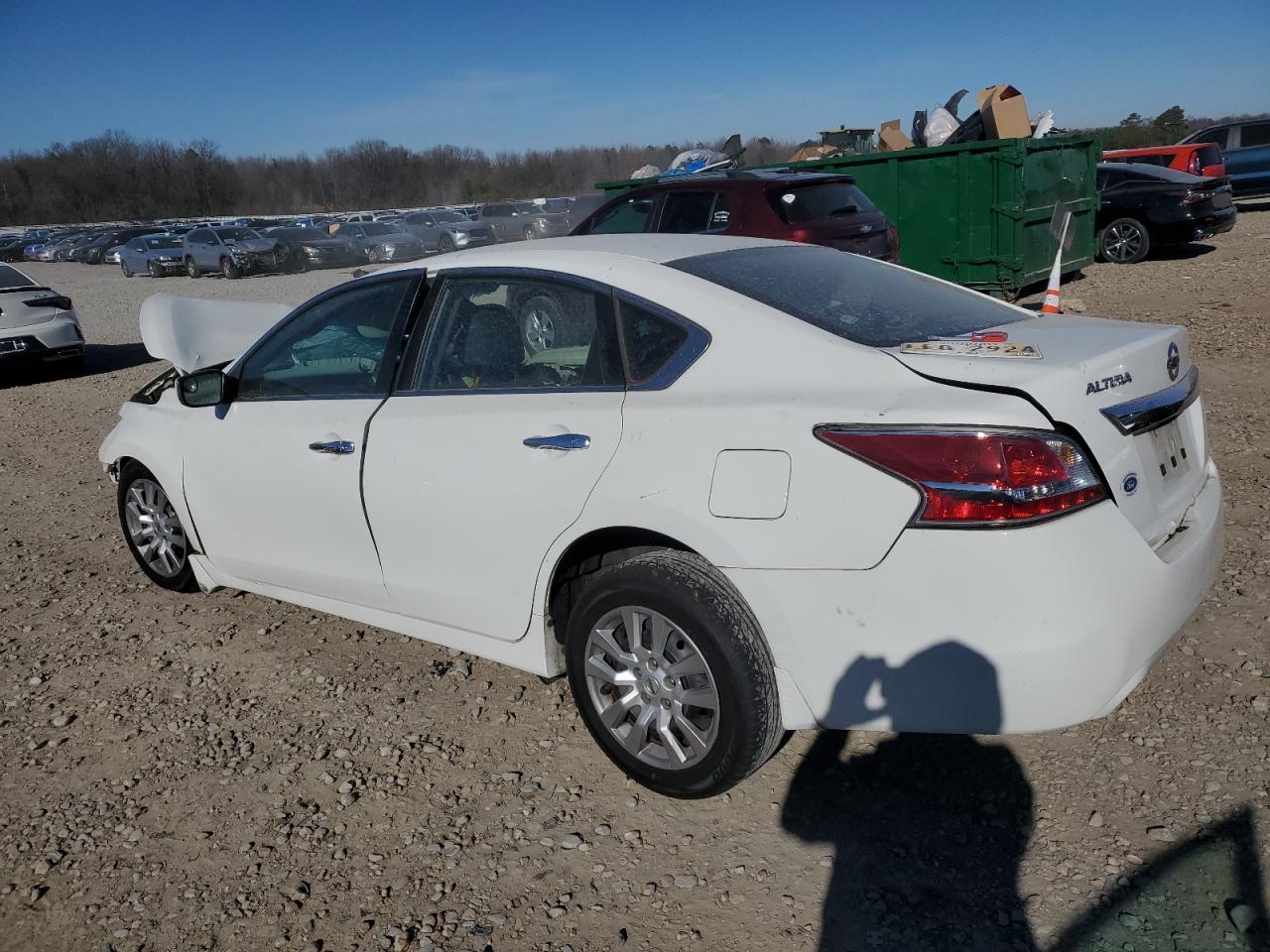 2015 Nissan Altima - Image 2