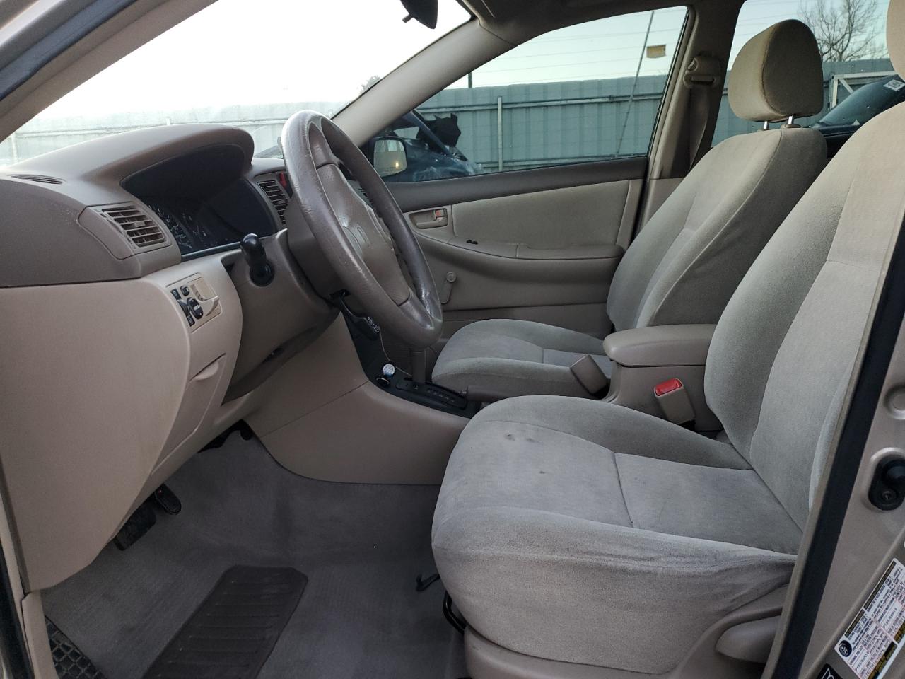 2004 Toyota Corolla - Image 7