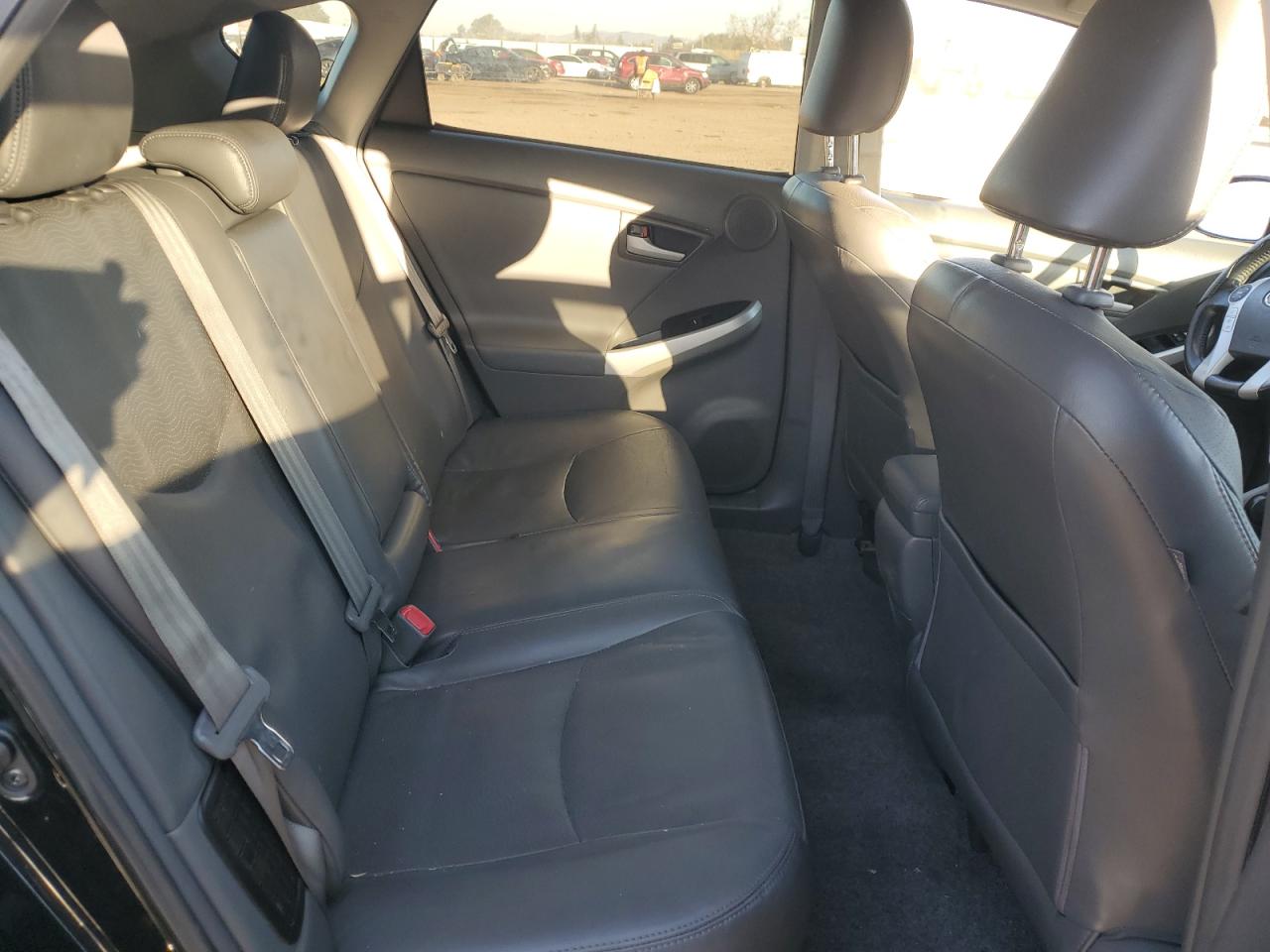2010 Toyota Prius - Image 11