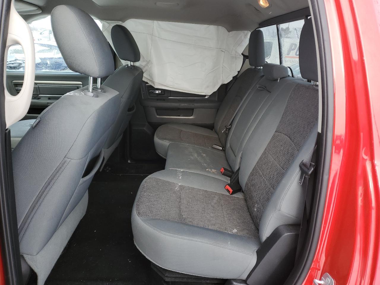 2016 RAM 1500 - Image 10