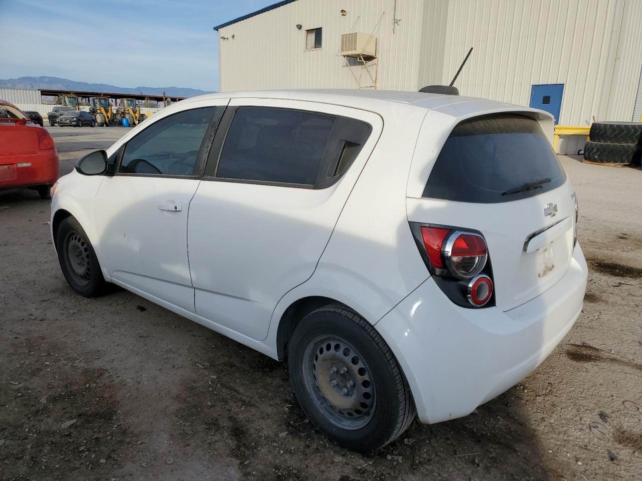 VIN 1G1JA6SH6F4205744 2015 CHEVROLET SONIC no.2