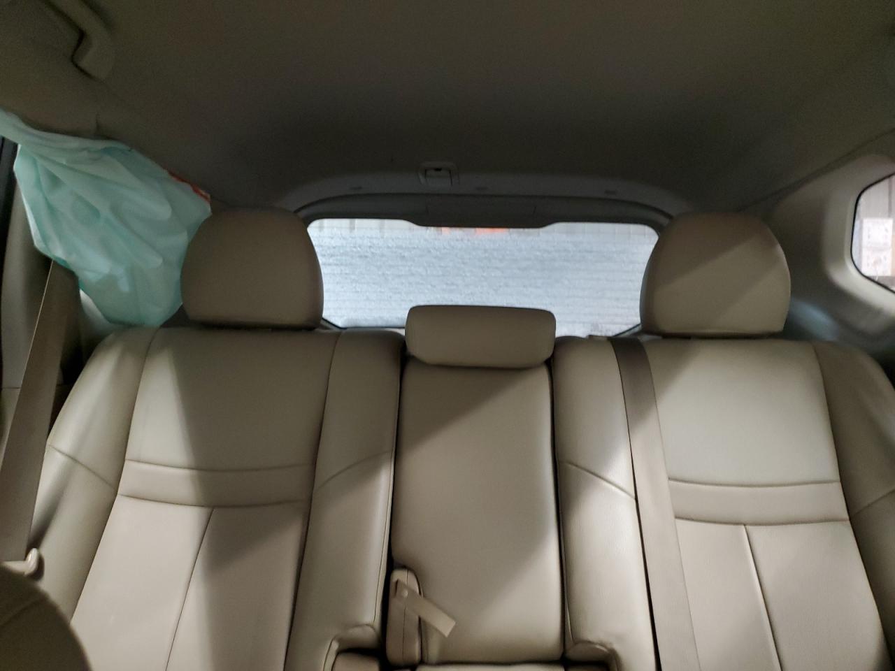 2014 Nissan Rogue - Image 10