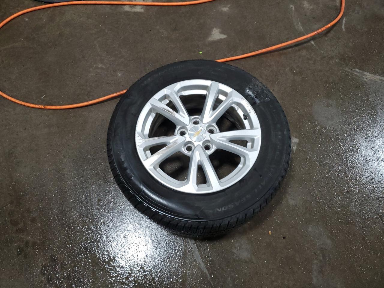 2016 Chevrolet Equinox - Image 14