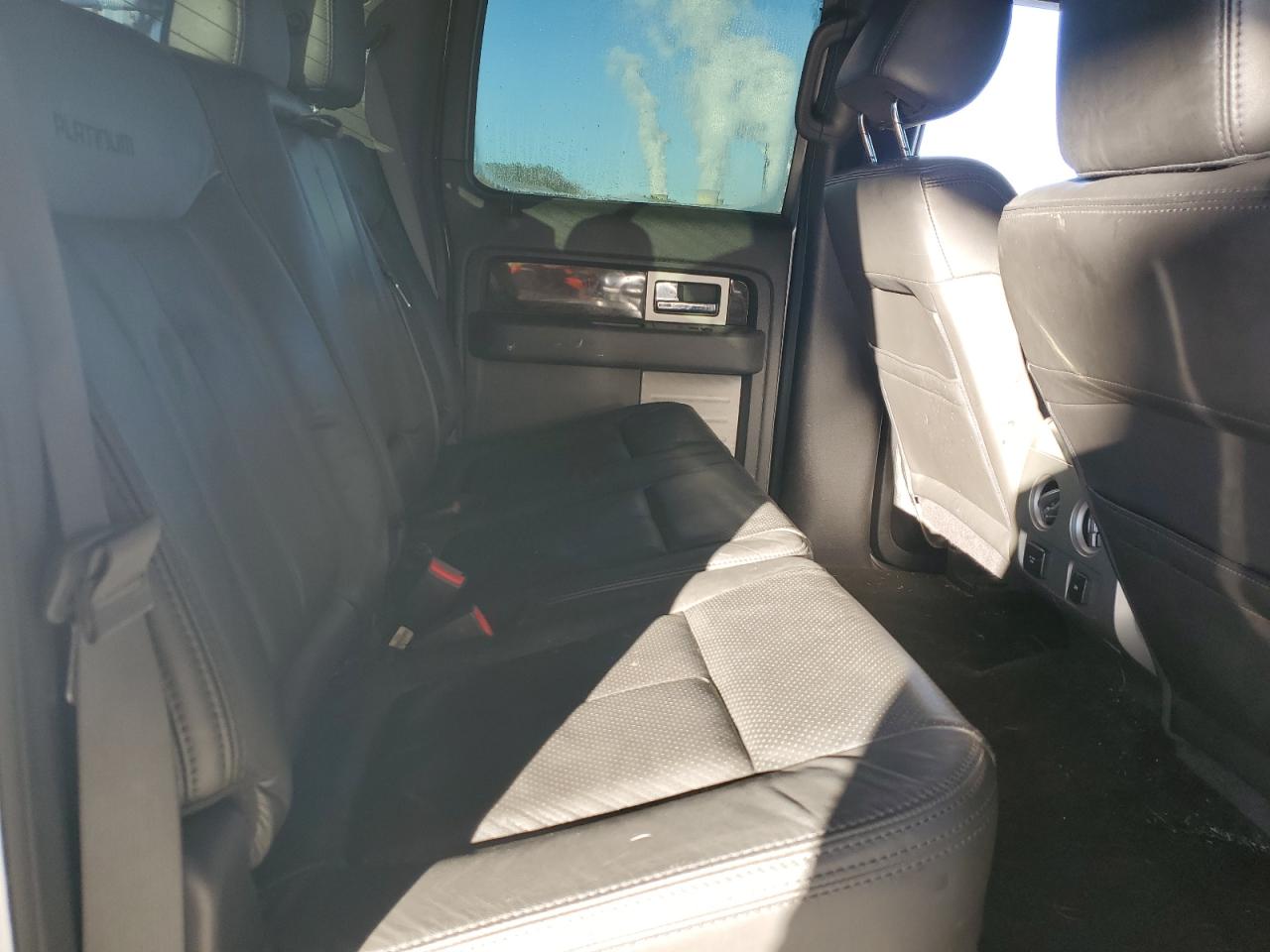 2013 Ford F-150 - Image 10