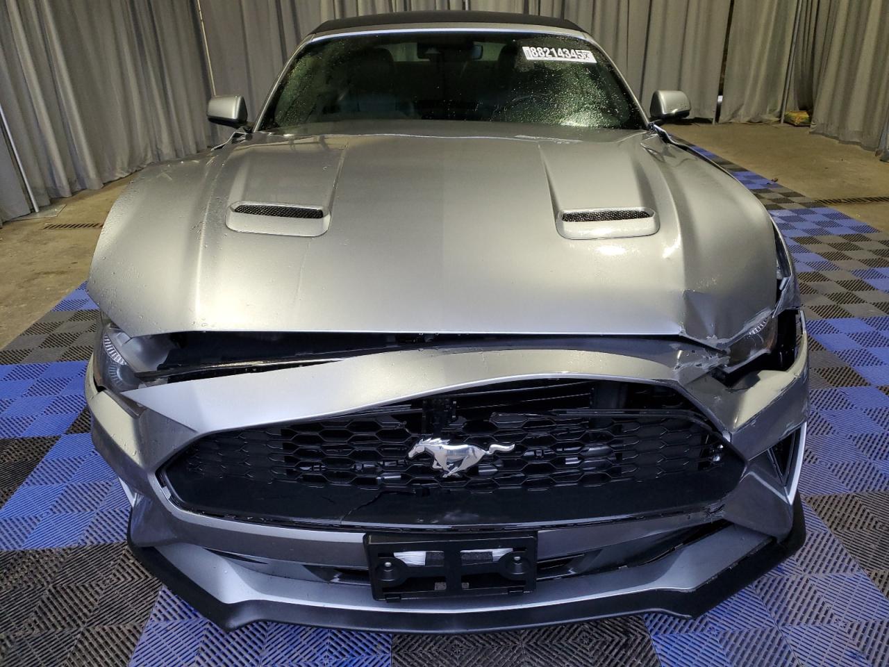 2022 Ford Mustang - Image 5