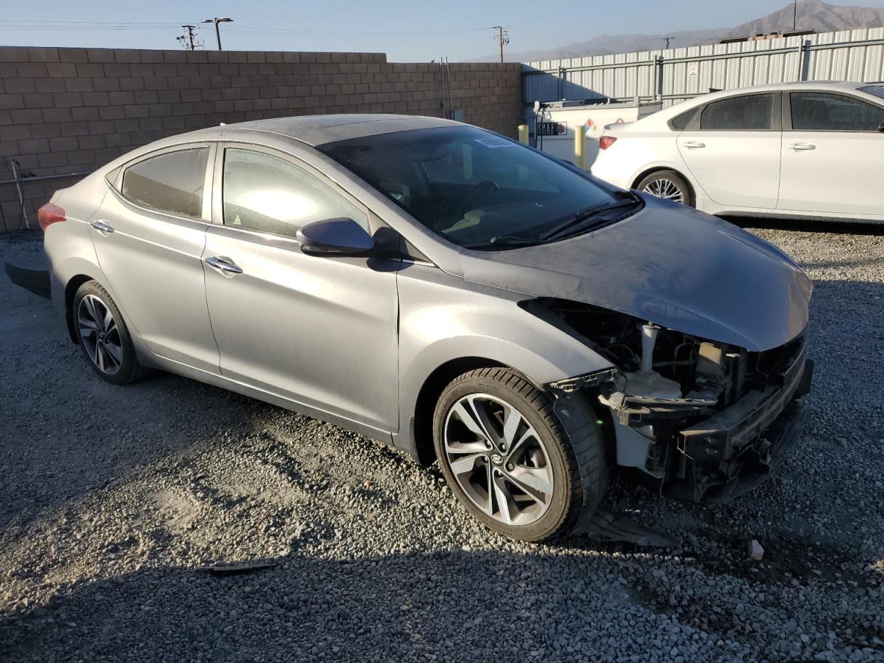 2014 Hyundai Elantra - Image 4