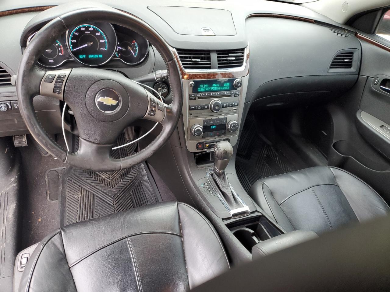 2011 Chevrolet Malibu - Image 8