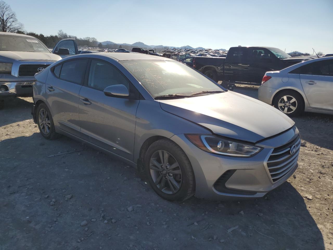 VIN 5NPD84LF5HH013293 2017 HYUNDAI ELANTRA no.4