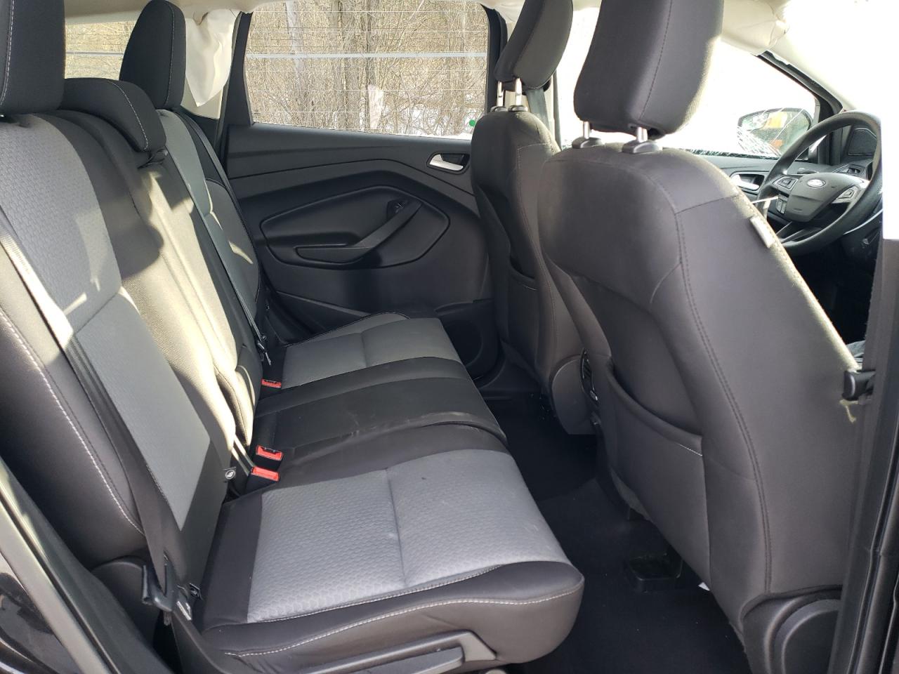 2019 Ford Escape - Image 11