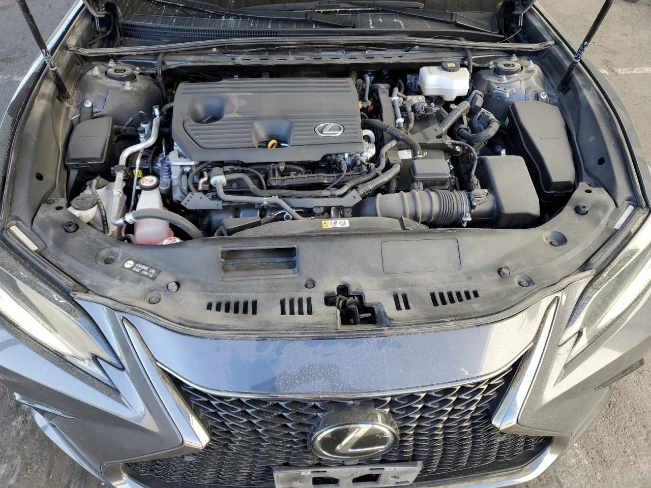 2023 Lexus ES - Image 11