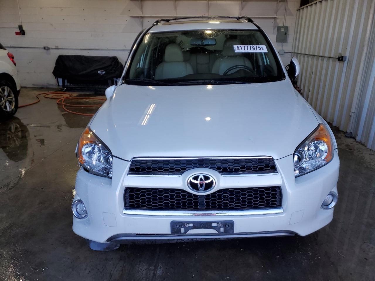 2009 Toyota RAV 4 - Image 5