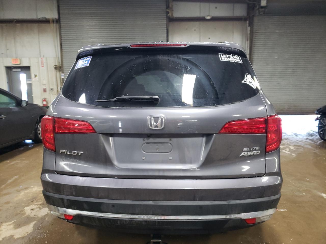 2017 Honda Pilot - Image 6