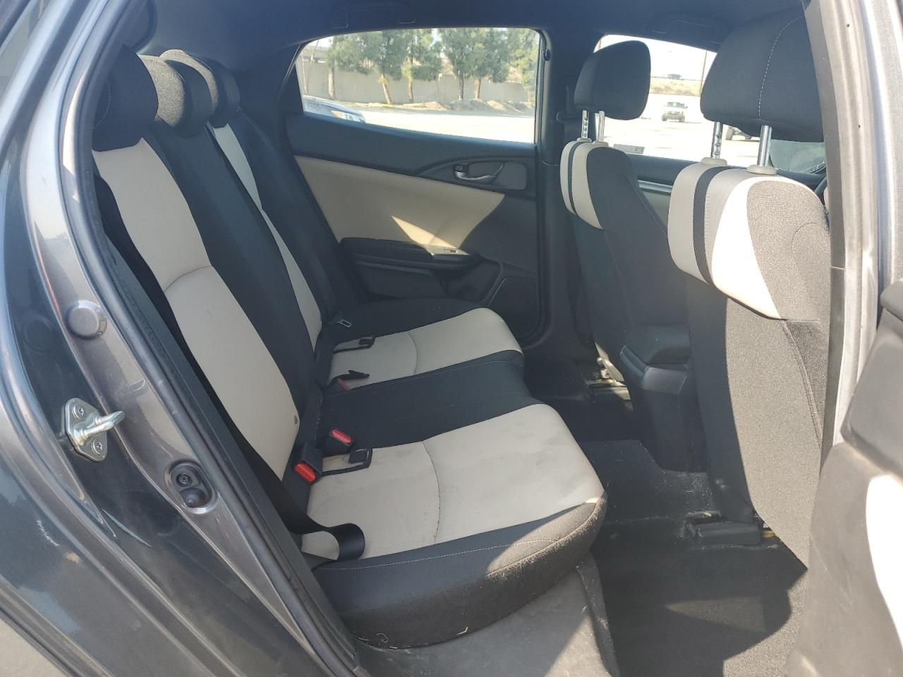 2018 Honda Civic - Image 10
