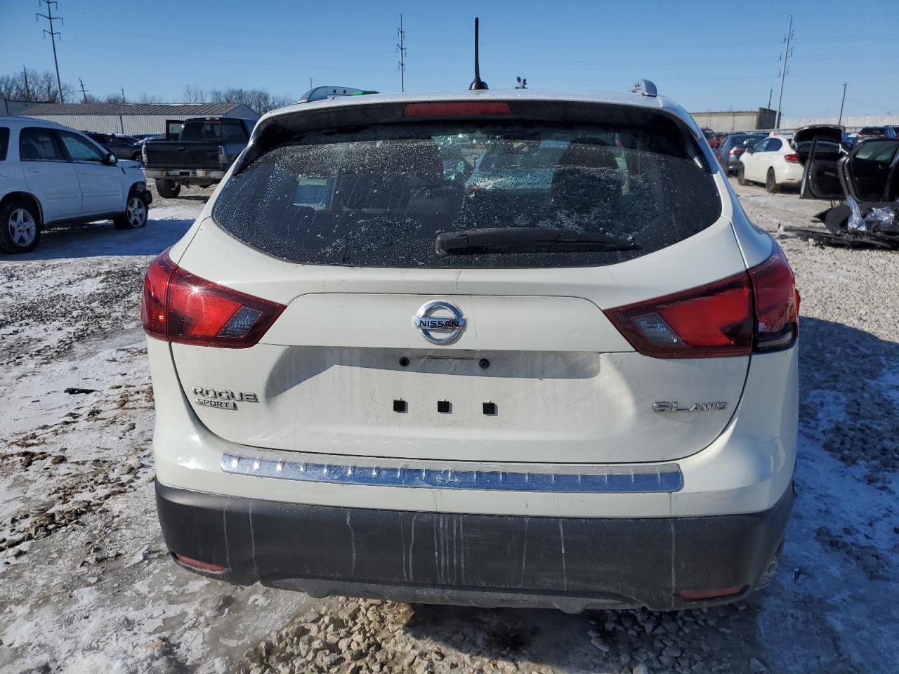 2017 Nissan Rogue - Image 6