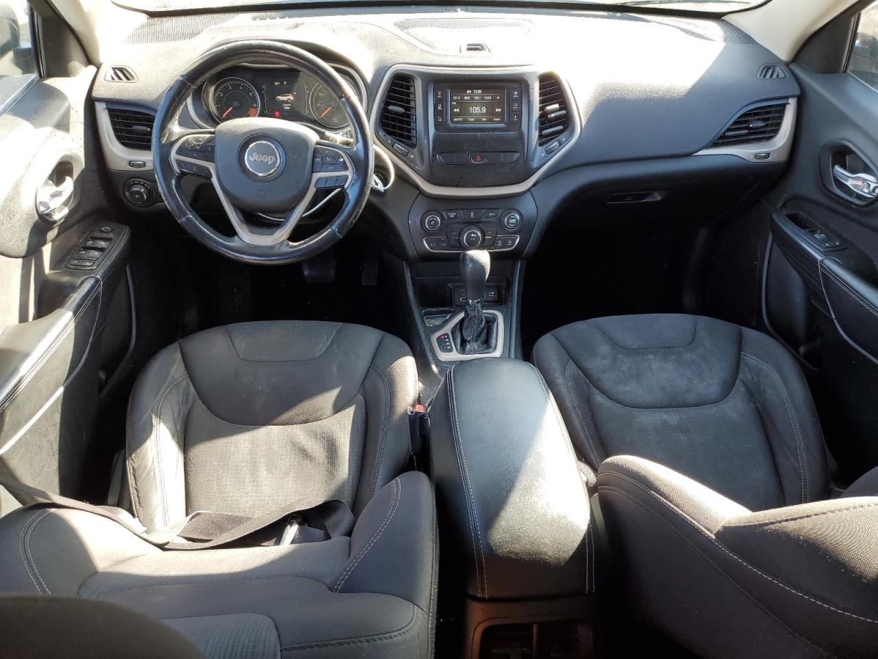 2015 Jeep Grand Cherokee - Image 8