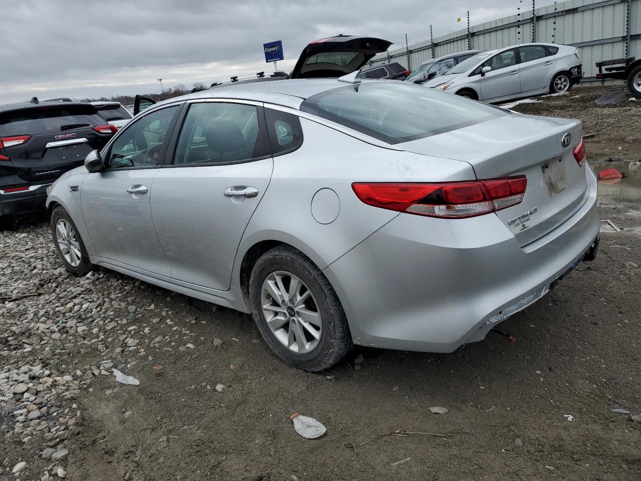2018 Kia Optima - Image 2