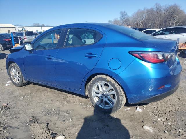 Sedans TOYOTA YARIS 2017 Blue