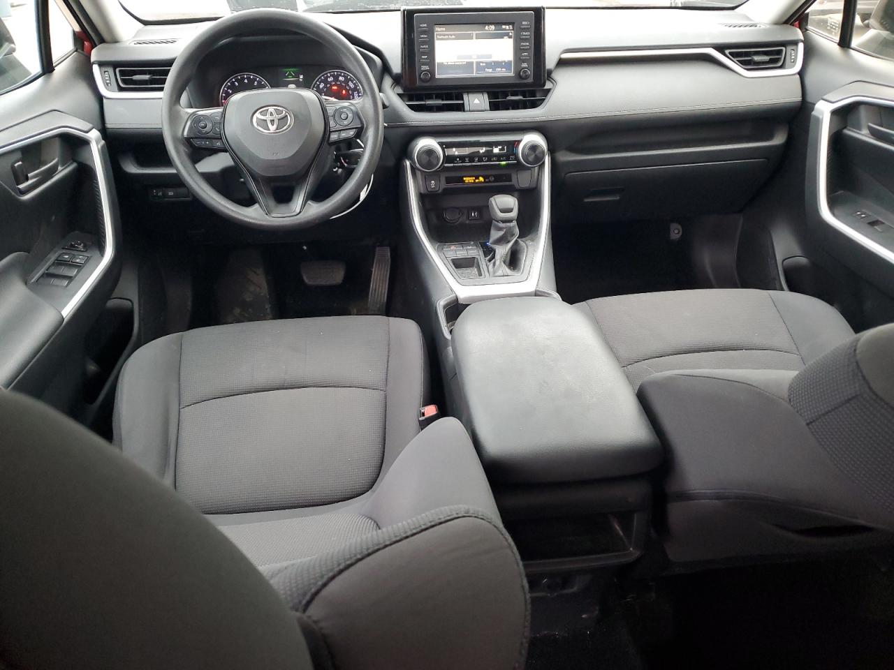 2019 Toyota RAV 4 - Image 8