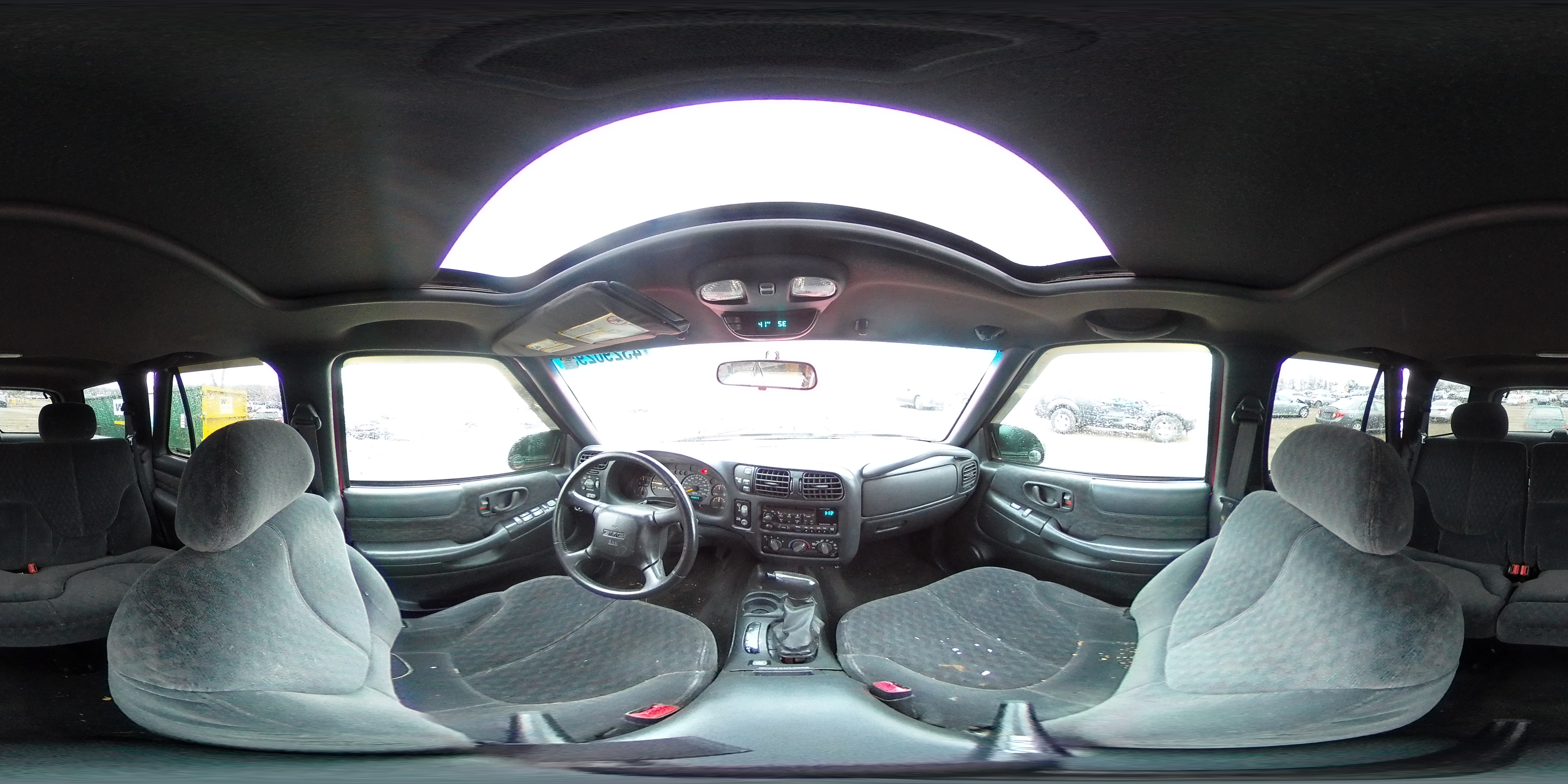 2001 GMC Jimmy - Image 14
