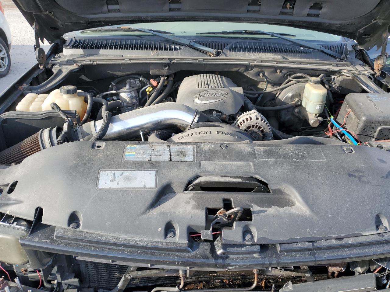 2002 Chevrolet Tahoe K1500 VIN: 1GNEK13ZX2R282363 Lot: 87883605