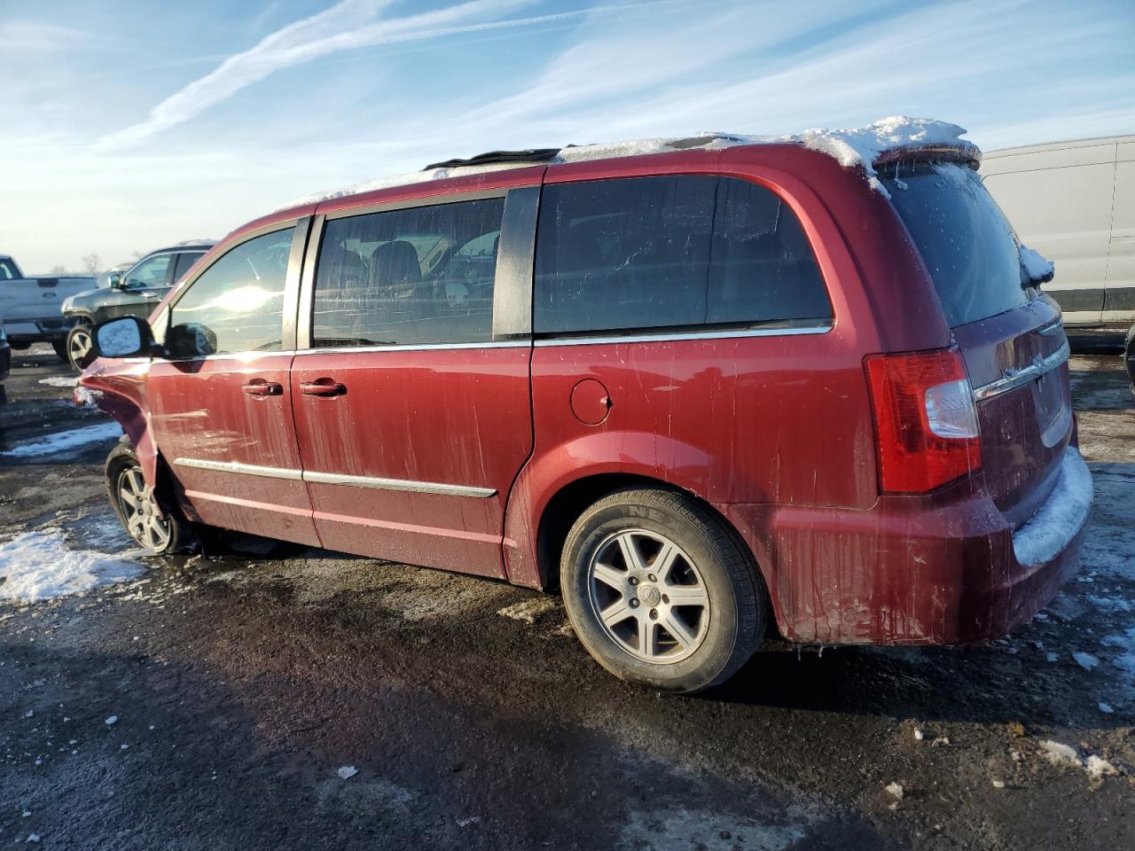 2012 Chrysler Town & Country - Image 2