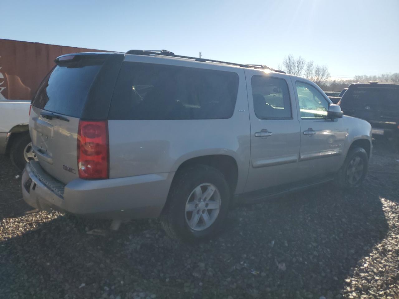 2007 GMC Yukon - Image 3