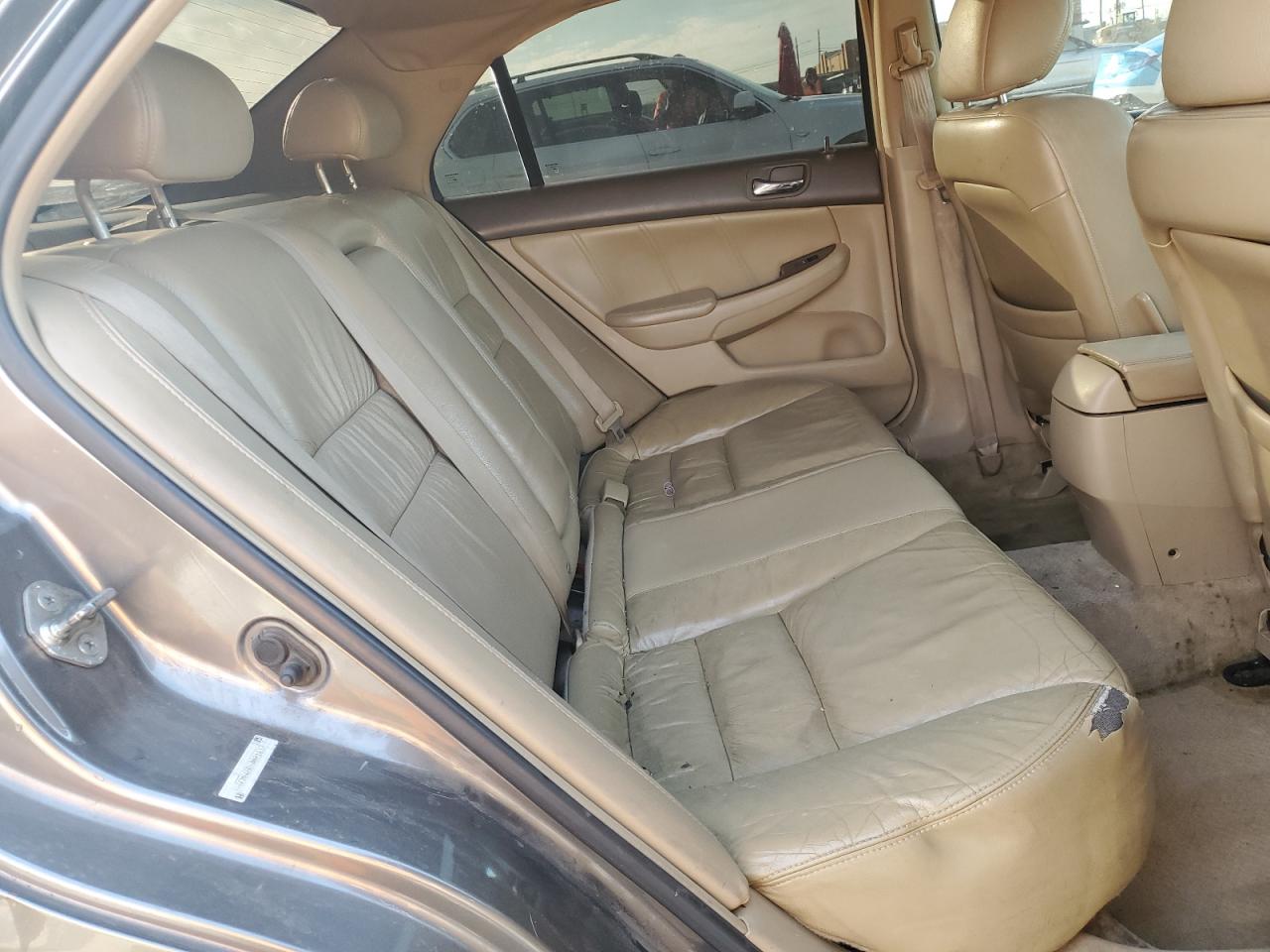 2006 Honda Accord - Image 10