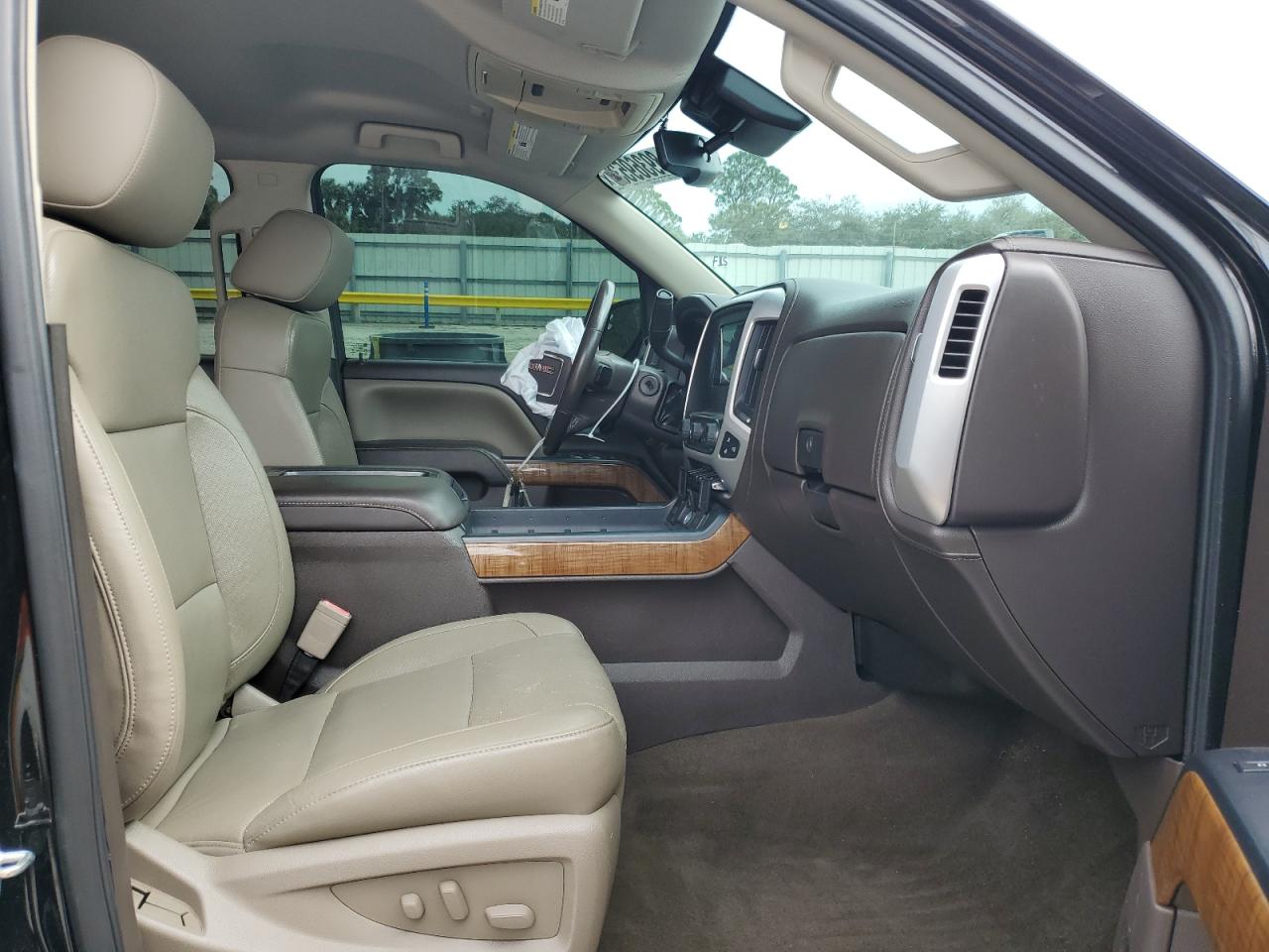 2014 GMC Sierra - Image 7