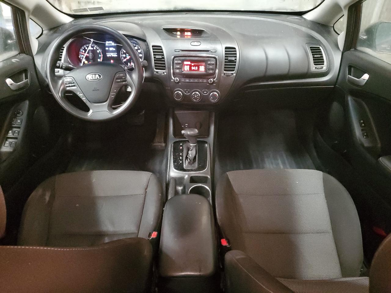 2018 Kia Forte - Image 8
