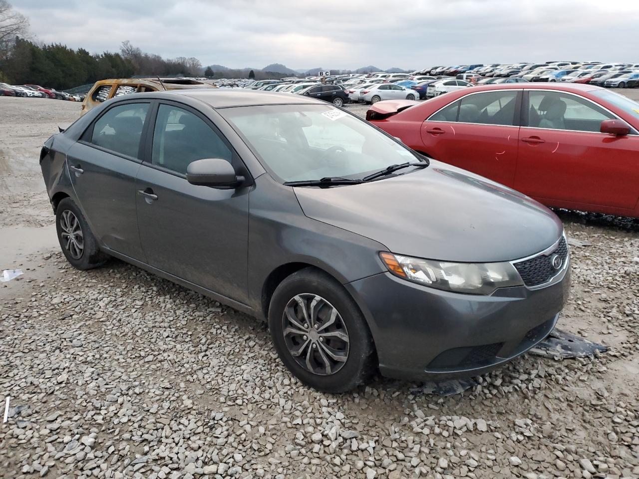 VIN KNAFU4A28D5727415 2013 KIA FORTE no.4