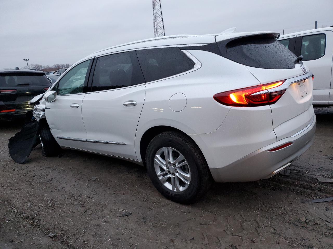2019 Buick Enclave - Image 2