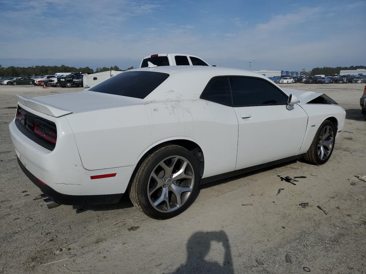 2016 Dodge Challenger - Image 3