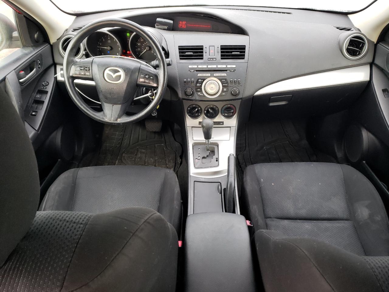 2011 Mazda 3 - Image 8