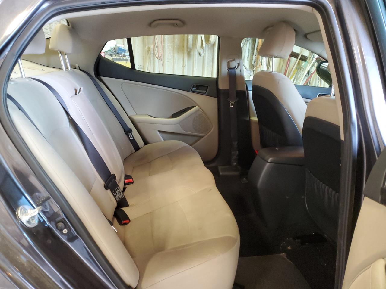 2015 Kia Optima - Image 11
